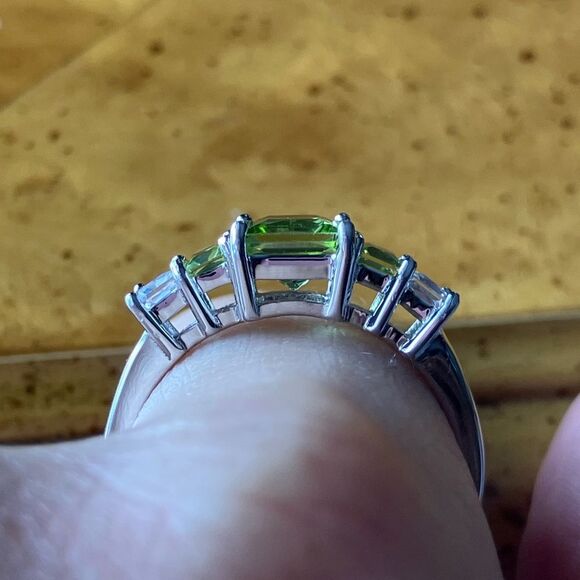 Princess Cut Peridot Ring | Sterling Silver – Burton Natural Princess Cut Peridot Sterling Silver Ring Size 9